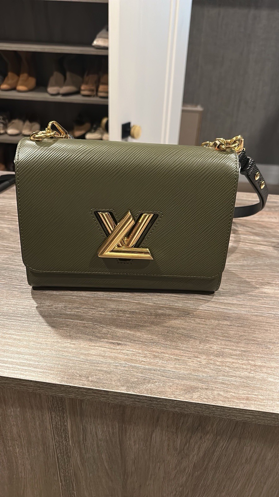 Louis Vuitton Twist Green/White Crossbody Bag Gold Chain Strap Lock Closure