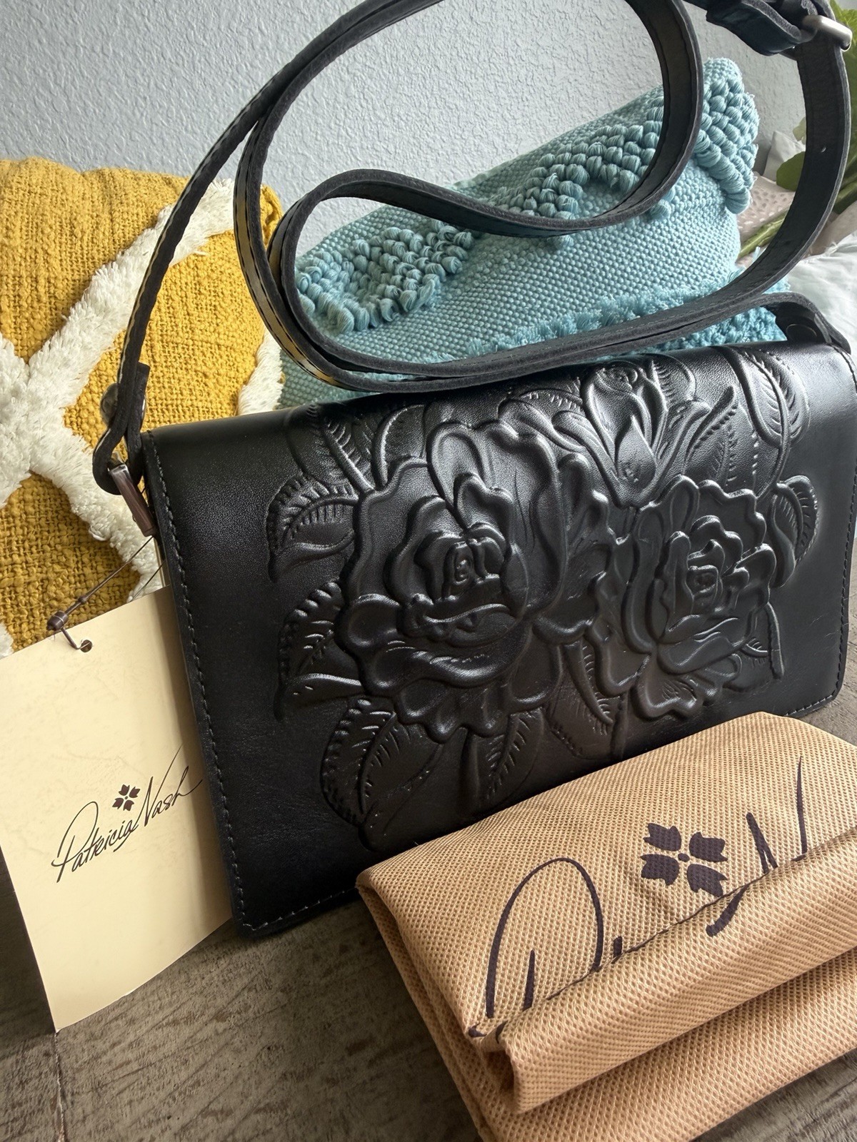 Patricia Nash Kent Burnished Rose Tooled Leather Crossbody Black with Dust Bag