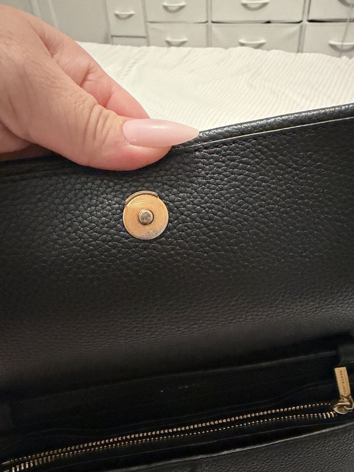 Tory Burch McGraw Wallet Crossbody Black Gold Hardware Logo Zip Inner Pocket