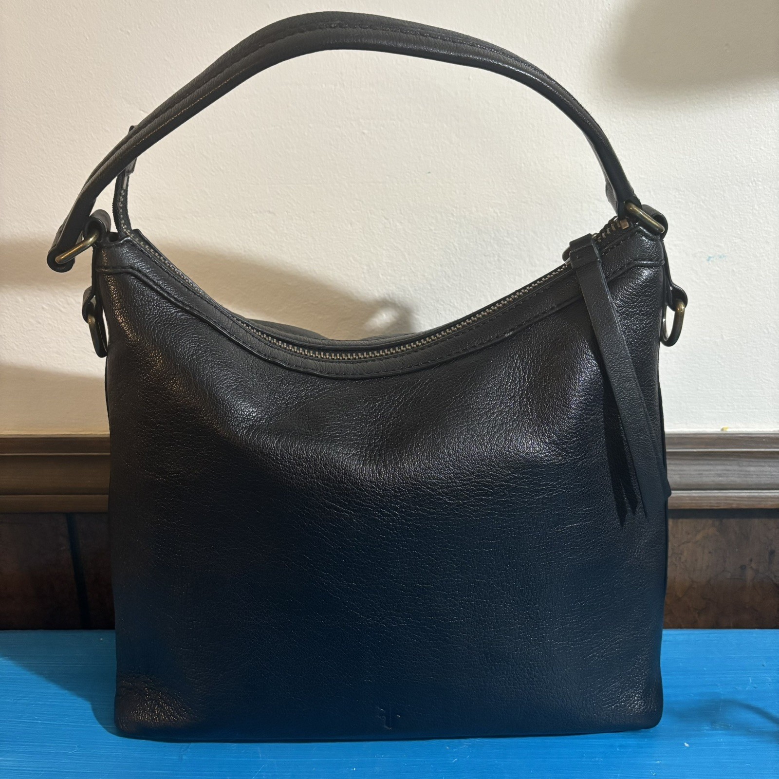 Frye Melissa Leather Black Hobo Crossbody/Shoulder Bag (SEE DESCRIPTION)