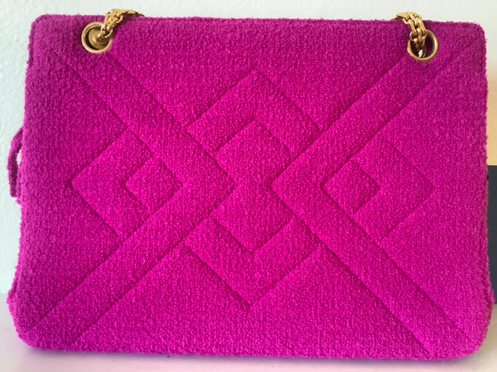 SALE ! RARE VINTAGE CHANEL PINK TWEED EMILY IN PARIS BAG