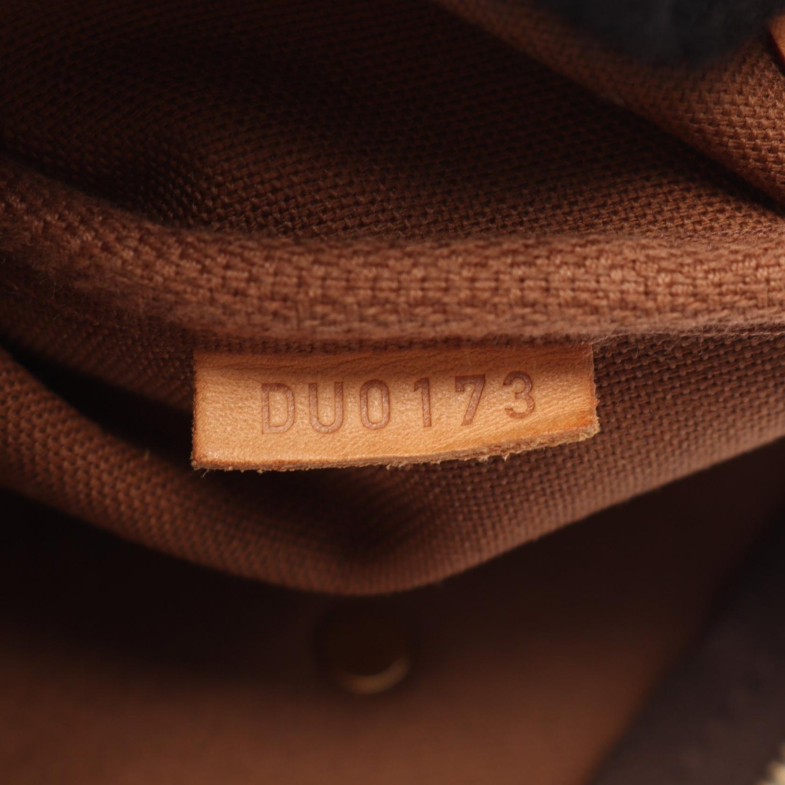 LOUIS VUITTON Eva Monogram Canvas Brown Shoulder Handbag M95567