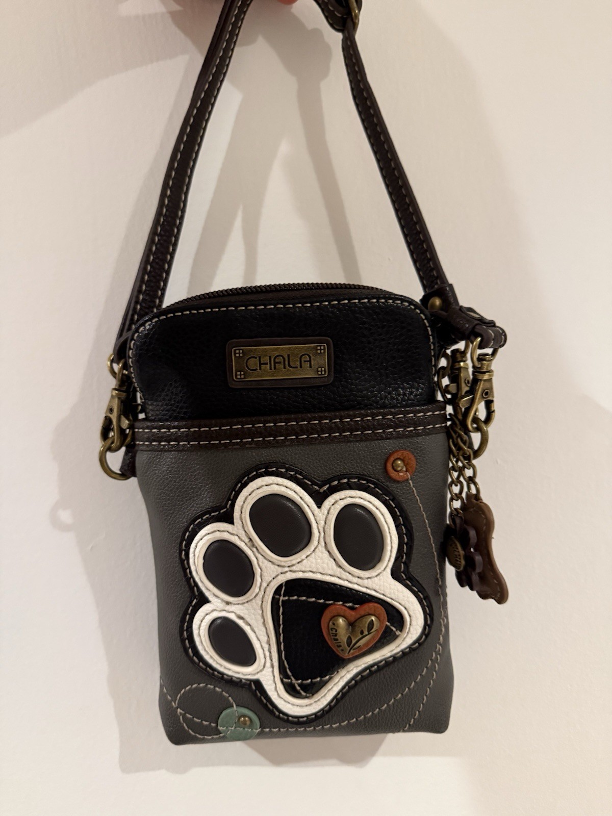 Chala Paw Print Dog Crossbody Bag Small Zip Adjustable Strap Gray Black White