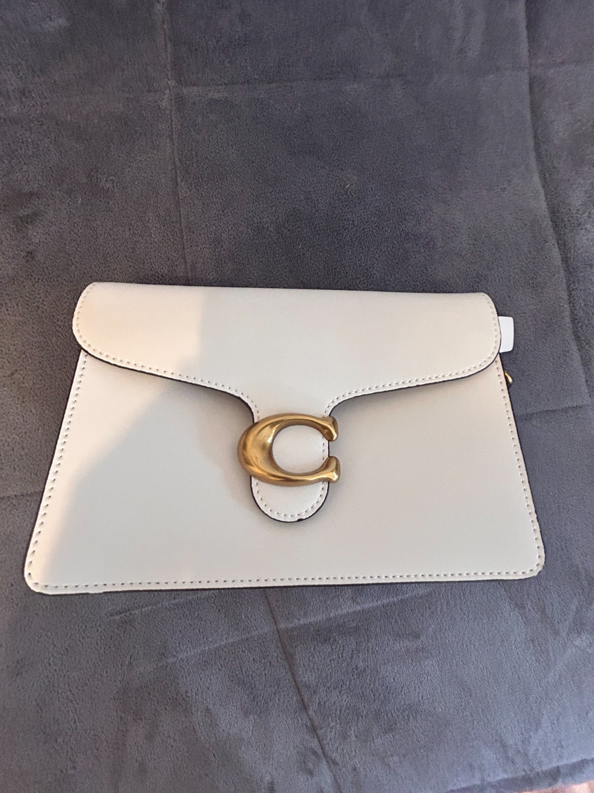 Coach Tabby White Leather Shoulder Bag Gold C Turnlock Crossbody Purse