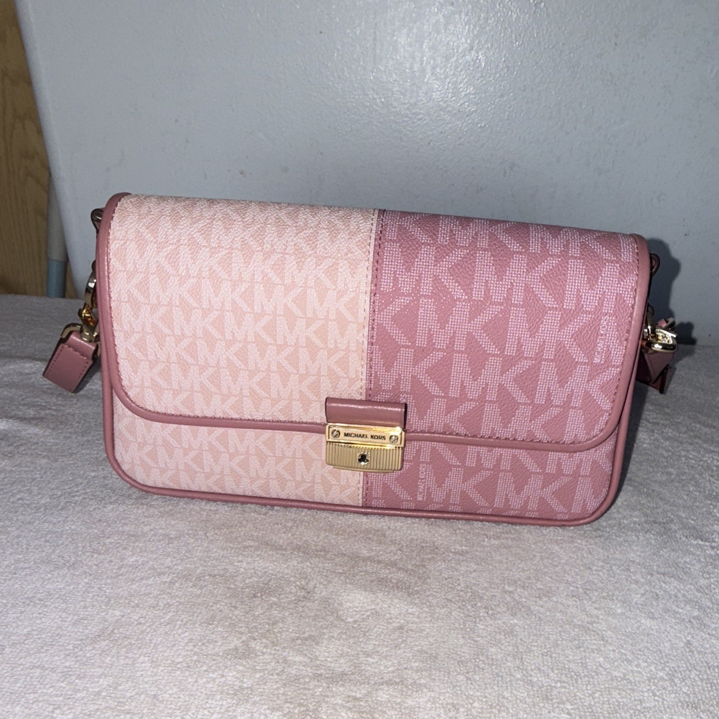 Michael Kors Pink Signature Logo Small Crossbody Bag Gold Hardware Detach Strap