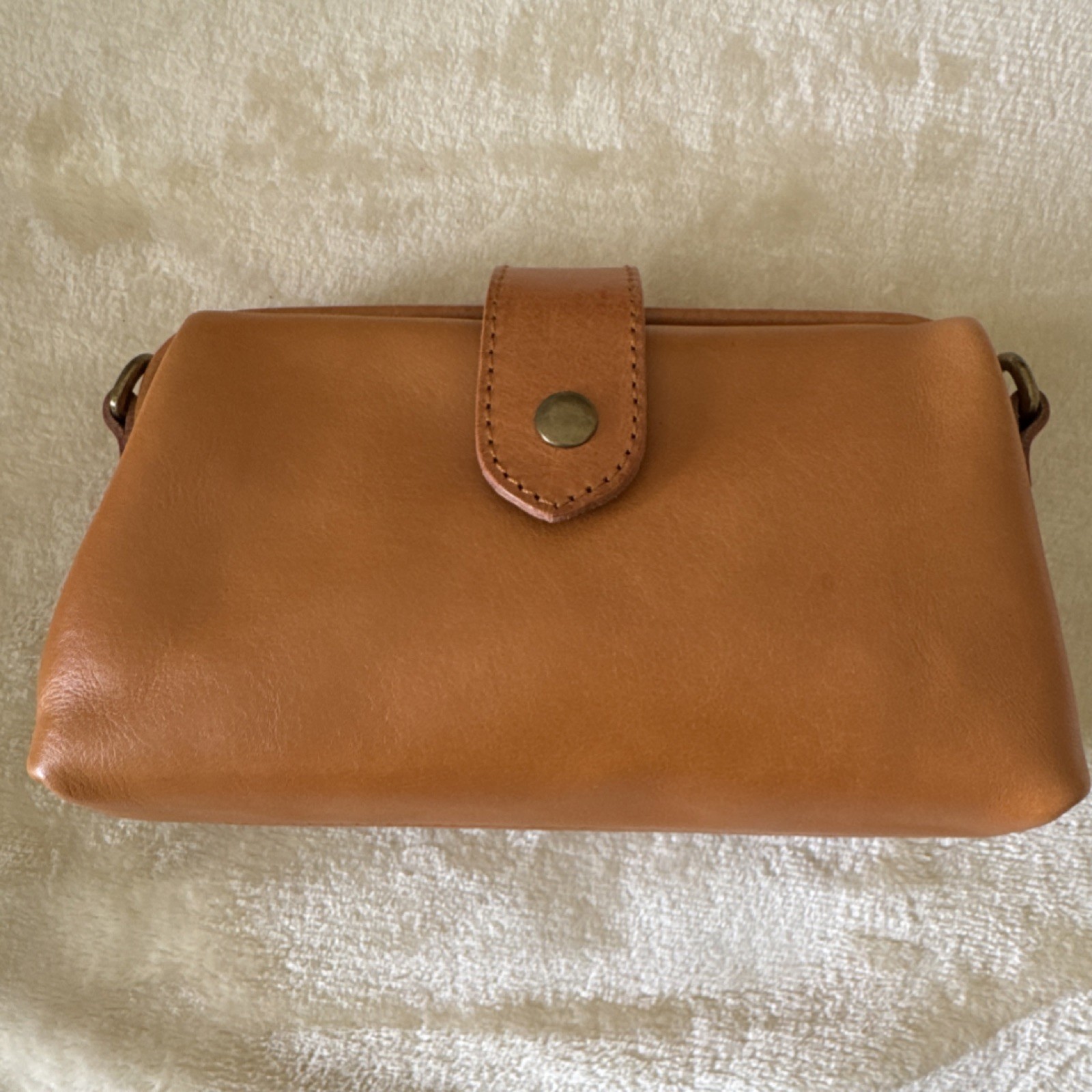 Camel Brown Crossbody Bag Stitching Gold Hardware Snap with Strap Inner Pocket