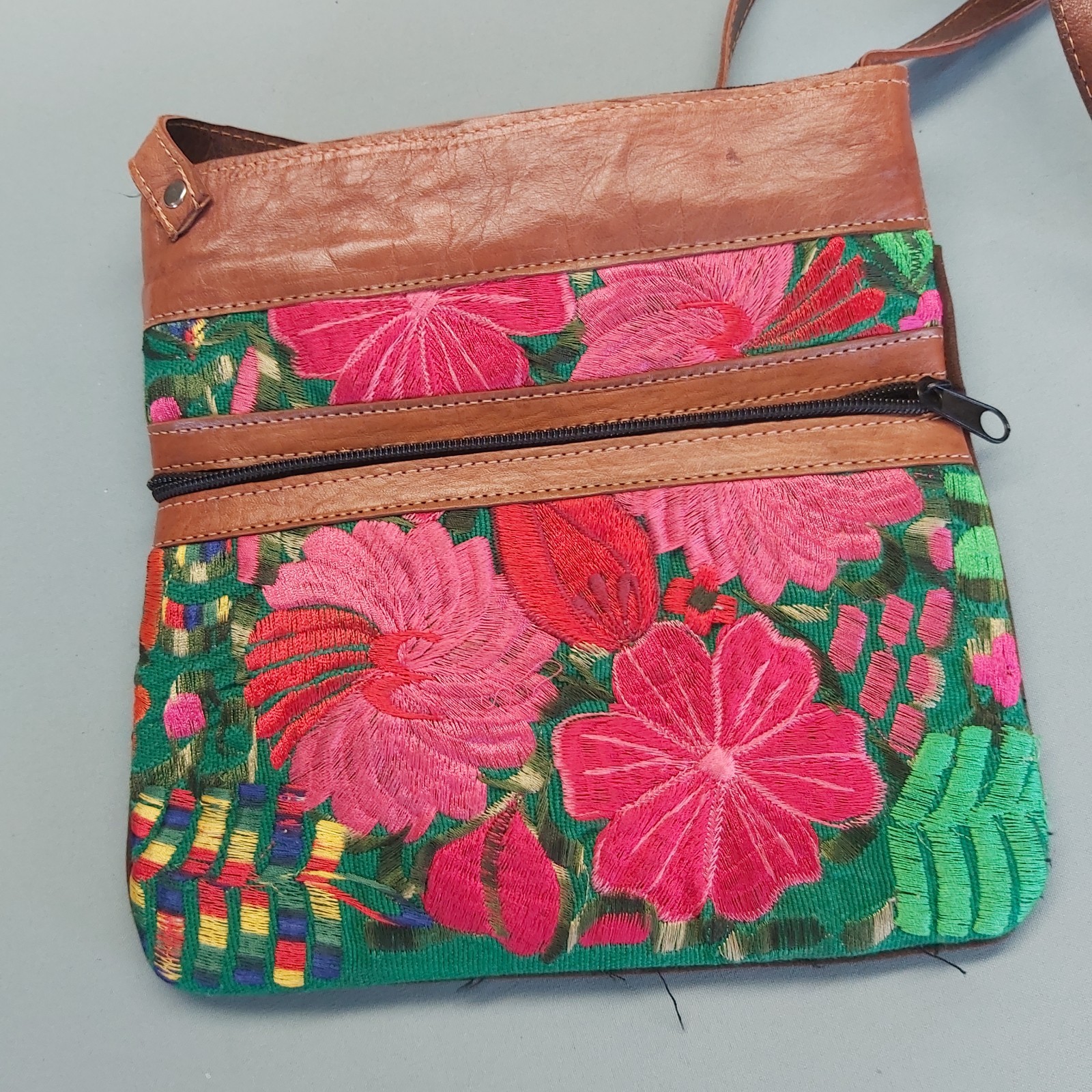 Pretty Shoulder Bag 25x26cm Adjustable Strap
