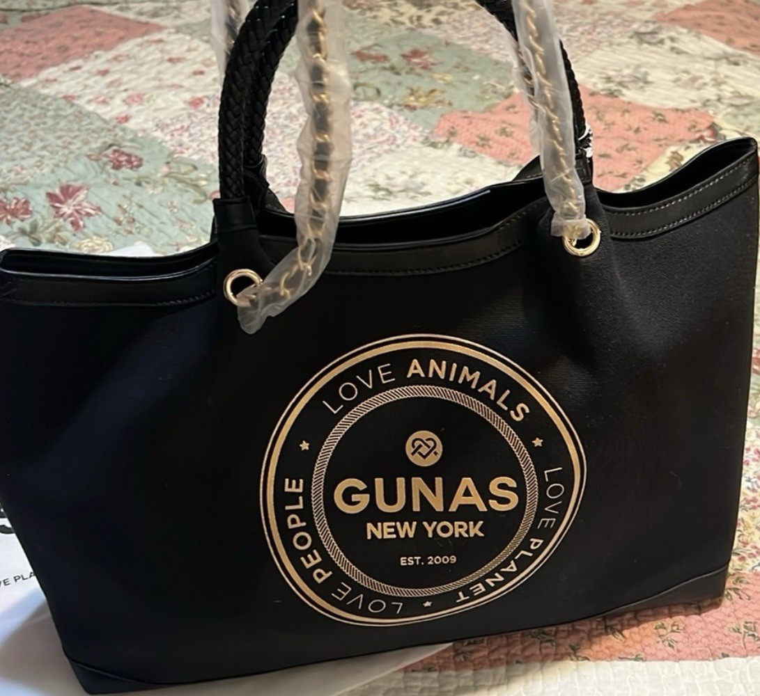 GUNAS New York Black Tote Bag with Logo, Magnetic Closure, Original Dust Bag