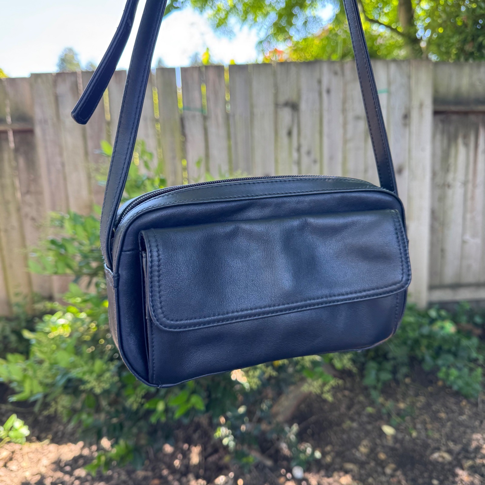 Worthington Navy Blue Leather Crossbody Bag Wallet Organizer Adjustable Strap