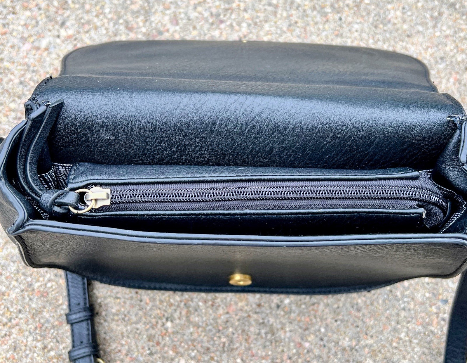 Madison West Concealed Carry Crossbody Purse Black PU Leather Whipstitch