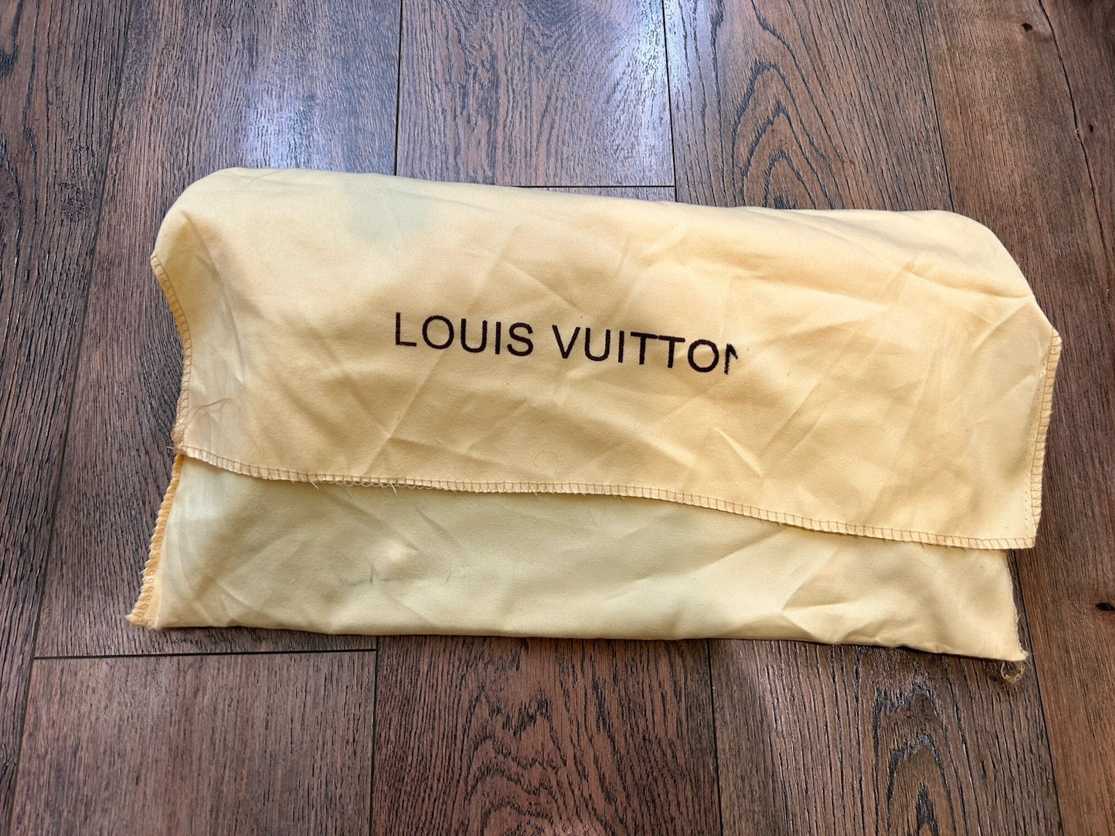 Louis Vuitton Artsy Shoulder Bag MM Brown Canvas