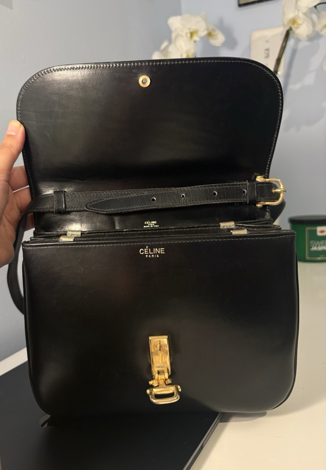Authentic Vintage Celine Horse Carriage Black Leather Shoulder Bag Gold Hardware