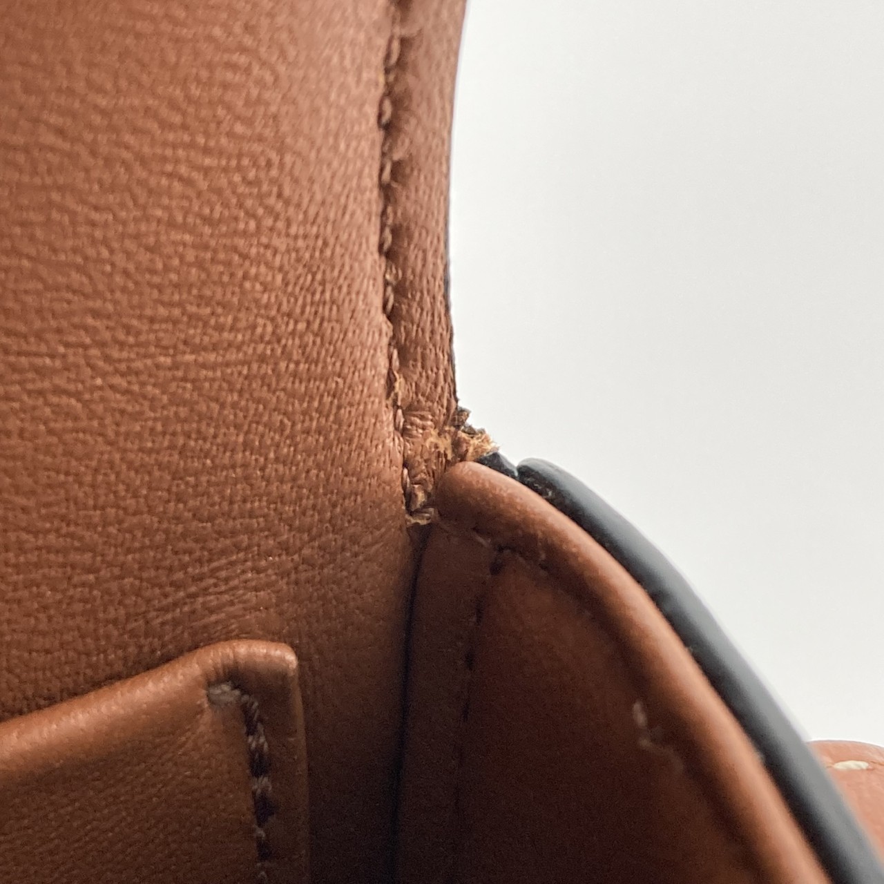 AUTHENTIC CELINE Triomphe 194142 Shoulder Bag