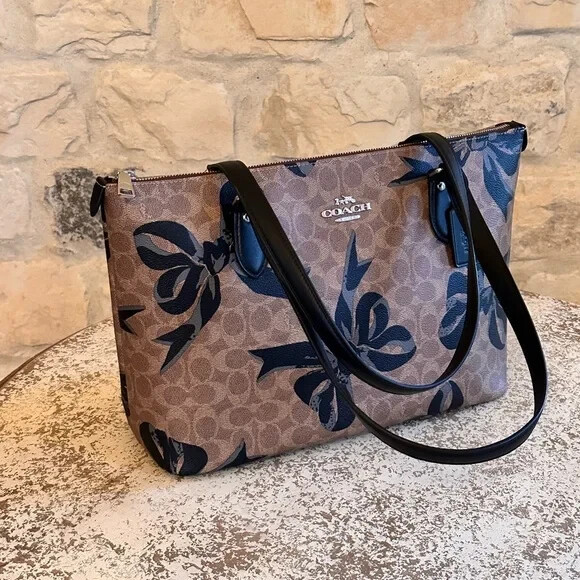 Coach Bow Print Gallery Tote Signature Canvas Brown Black Bag/Wallet Option NWT