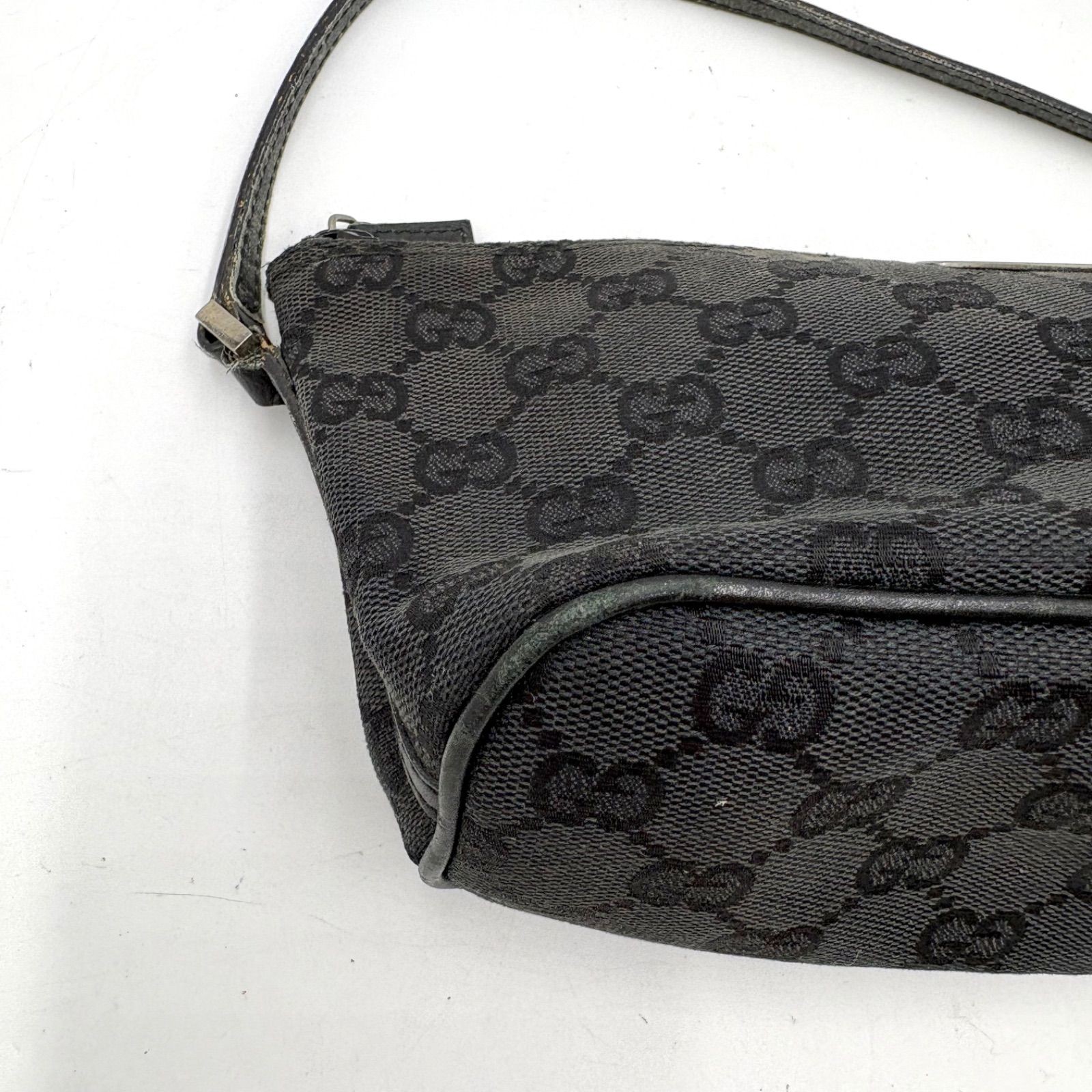 Auth GUCCI GG Canvas SV Plate Accessory Pouch Handbag Black 039 1103 2Y9577
