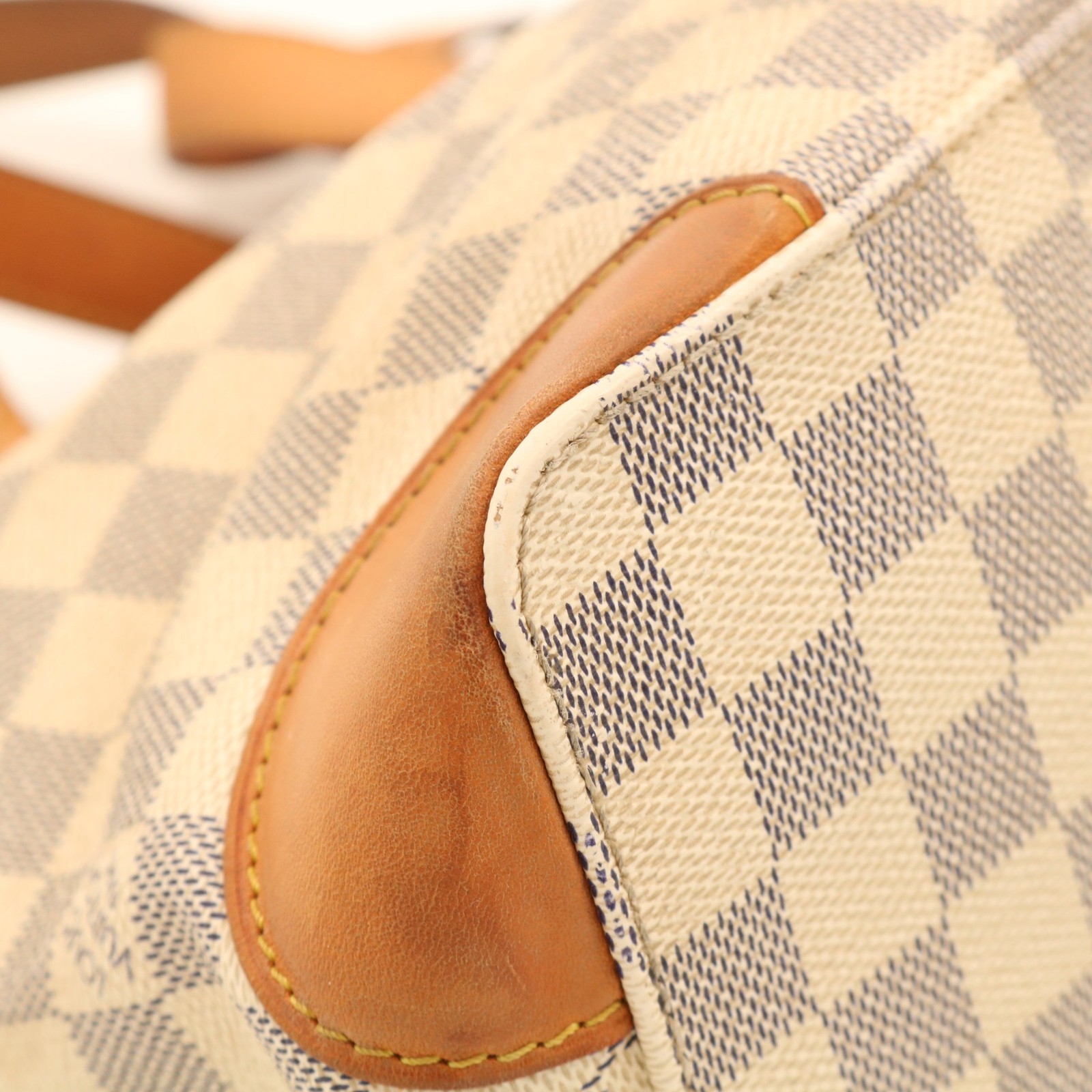 Authentic Louis Vuitton N51207 Hampstead PM White Damier Azur Tote Bag