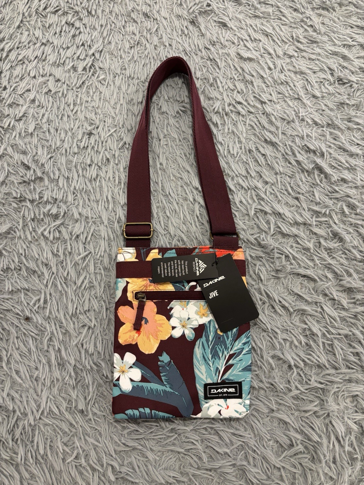 NEW Dakine Jo Jo Cross Body Bag, Shoulder Purse Hand Bag Full Bloom Floral Print