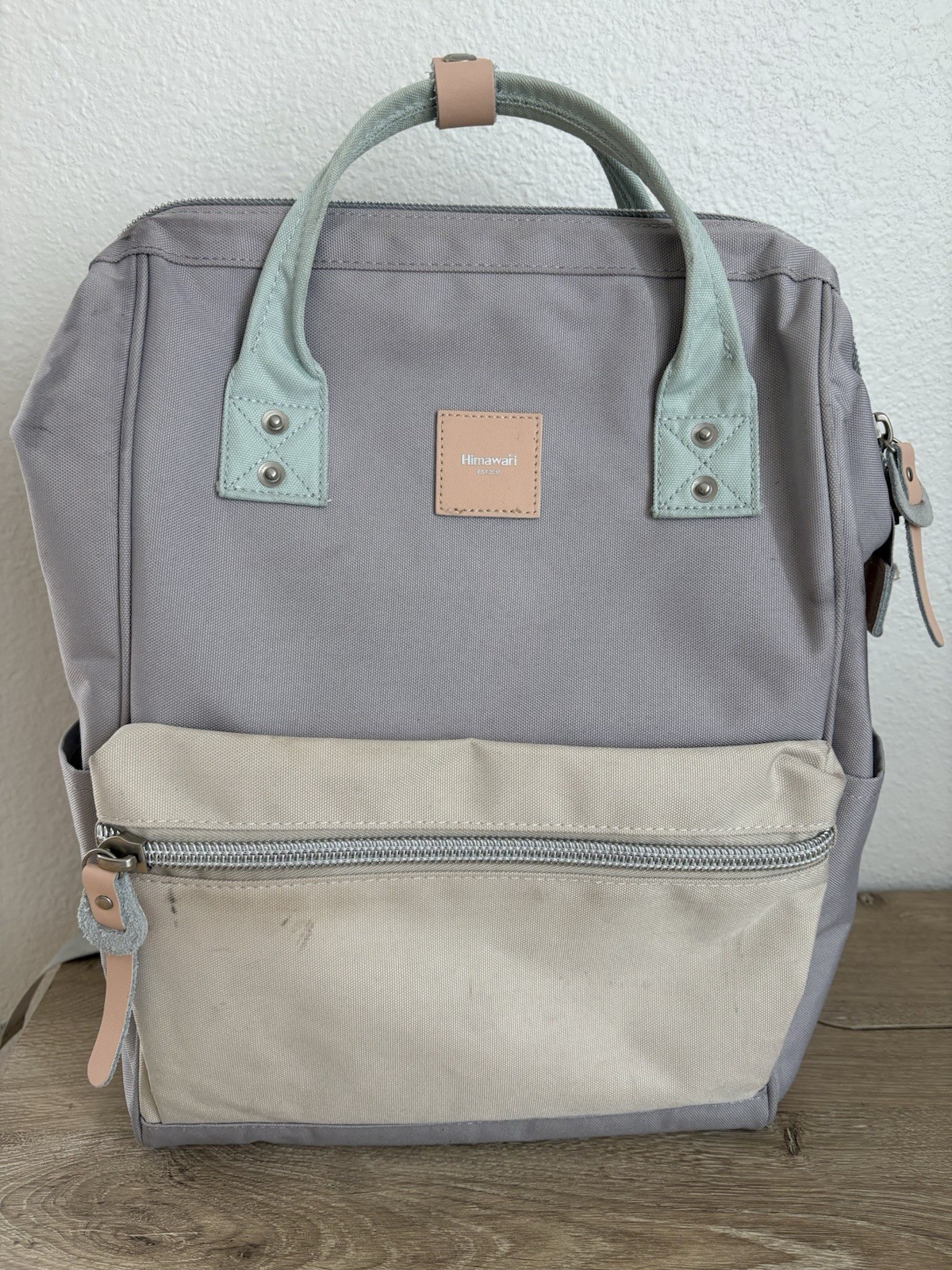 Himawari Bag with USB Charging Cable Compartment Waterproof Lightweight