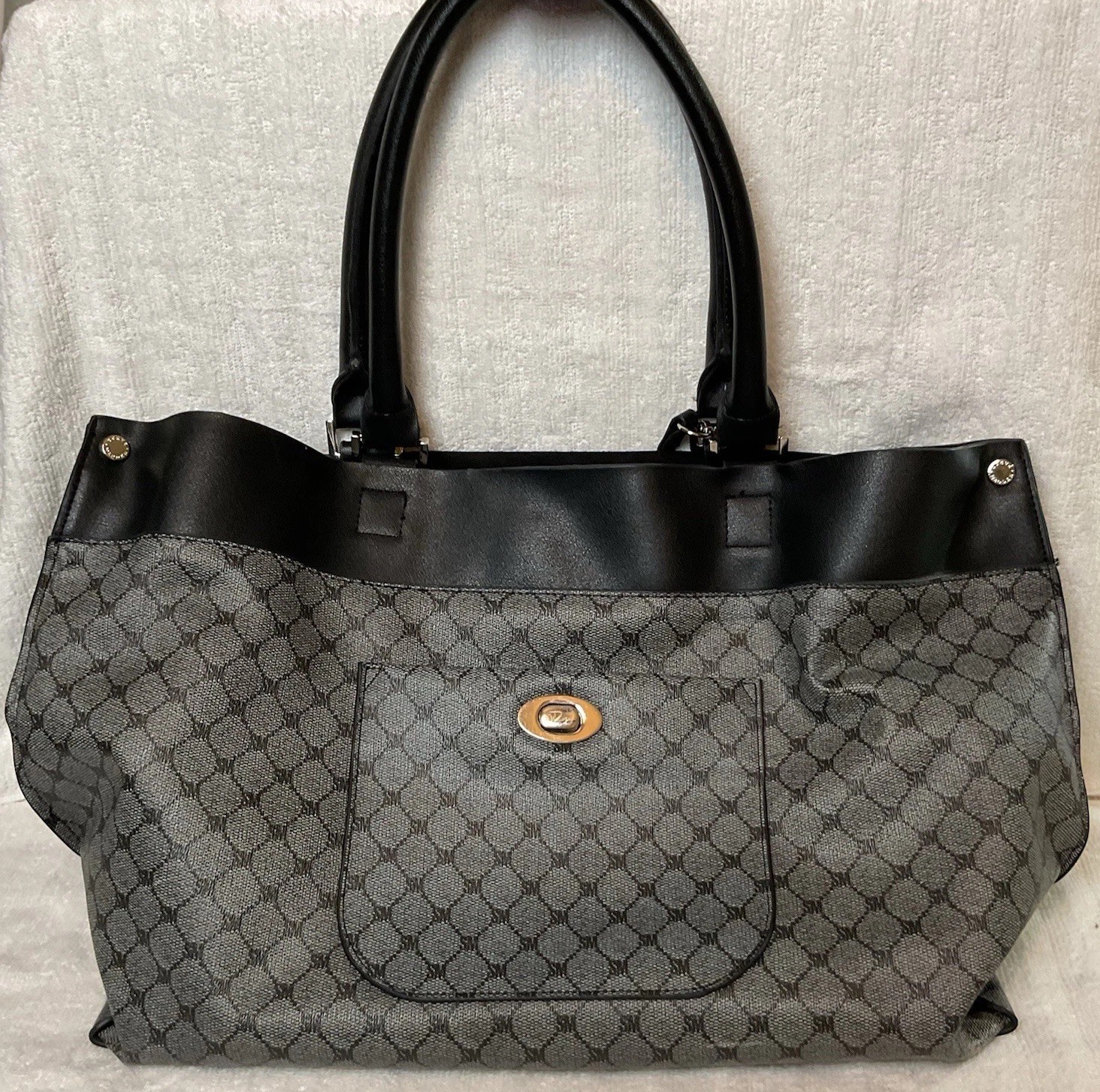STEVE MADDEN Purse Black Gray Logo hand Bag Vinyl PU Shoulder Medium Size