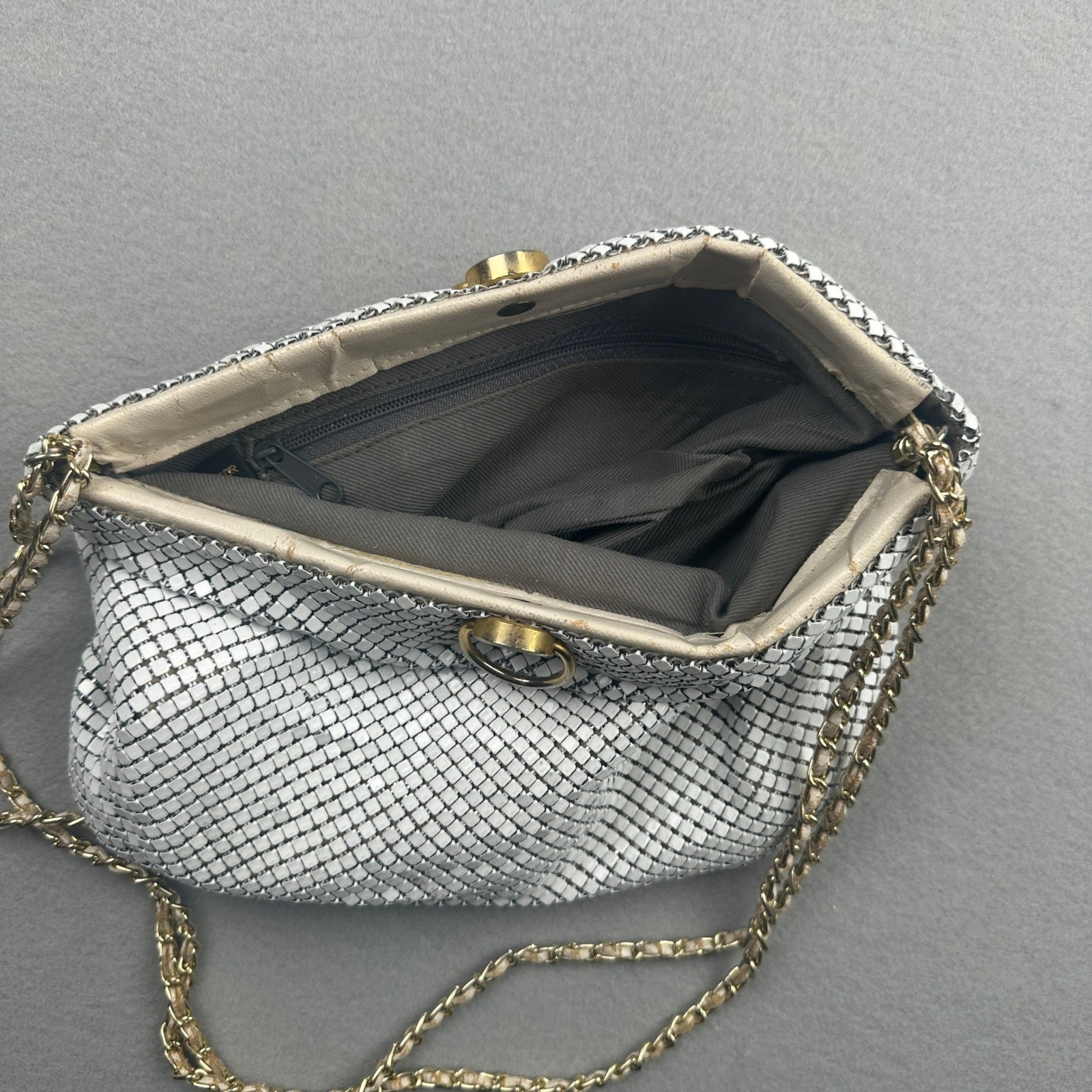 Bueno Vintage Sequin White Metal Mesh Shoulder Bag Gold Tone Chain Strap