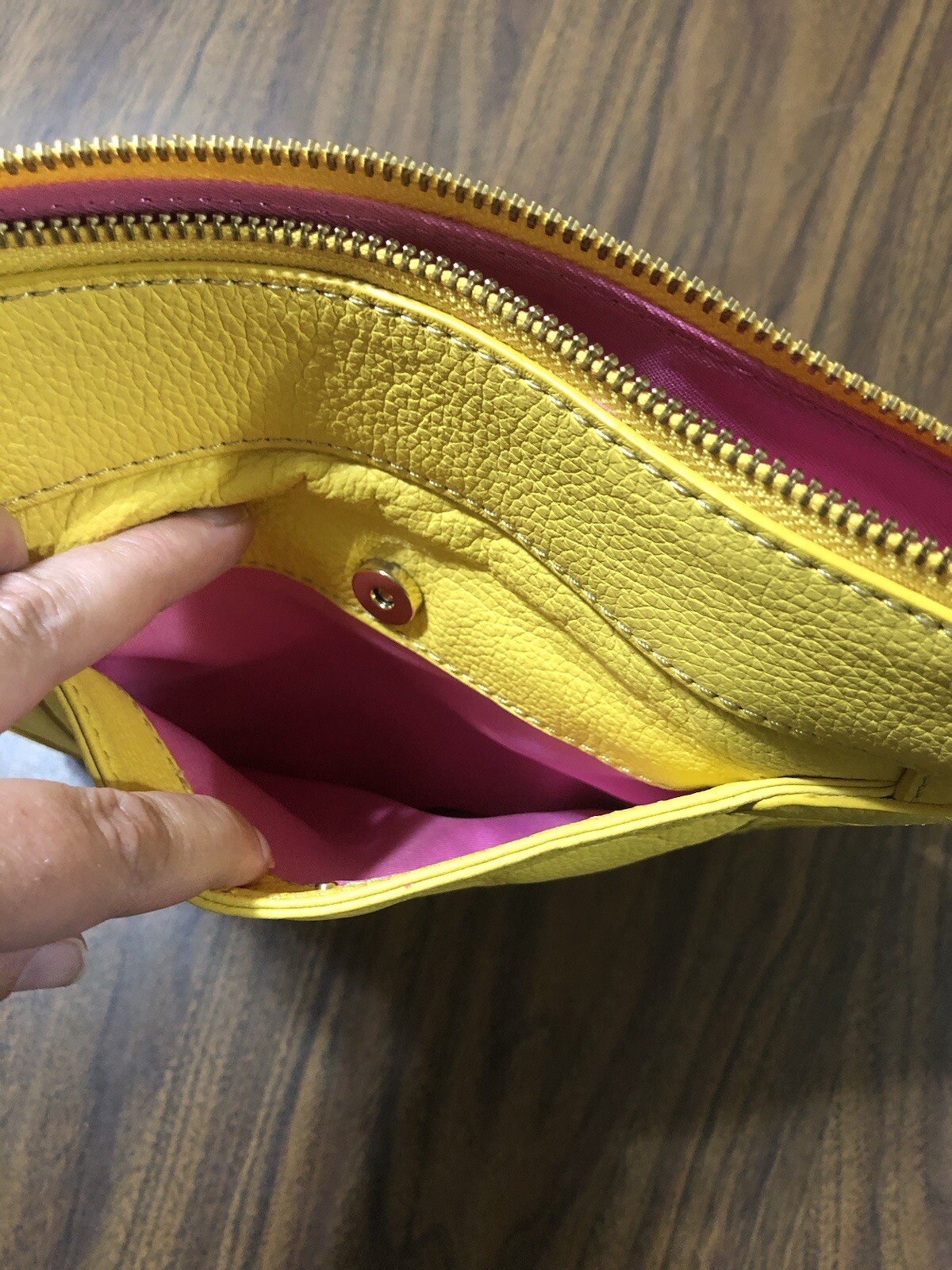 Isaac Mizrahi Live! Leather Shoulder Or Crossbody Bag Handbag Yellow Pink Lining