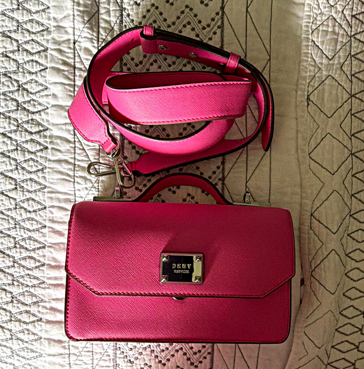 DKNY Pink Small Crossbody Bag Zip Closure Adjustable Detachable Strap