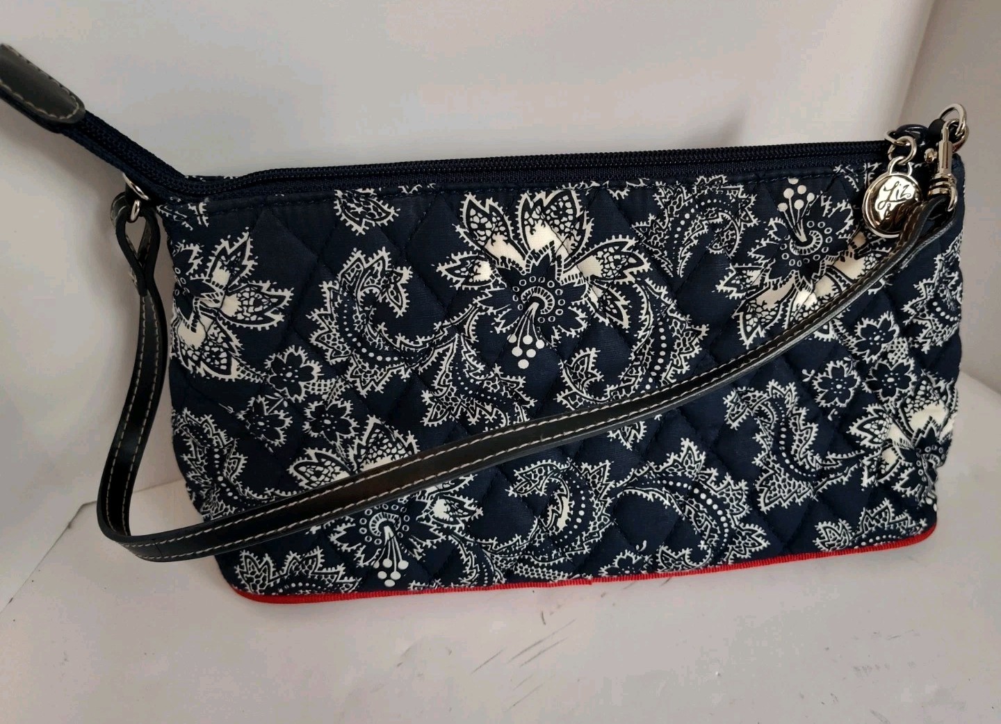 LIZ & CO PURSE SMALL NAVY WHITE RED PAISLEY COTTON QUILTED FABRIC ZIP 10″X5″X3″