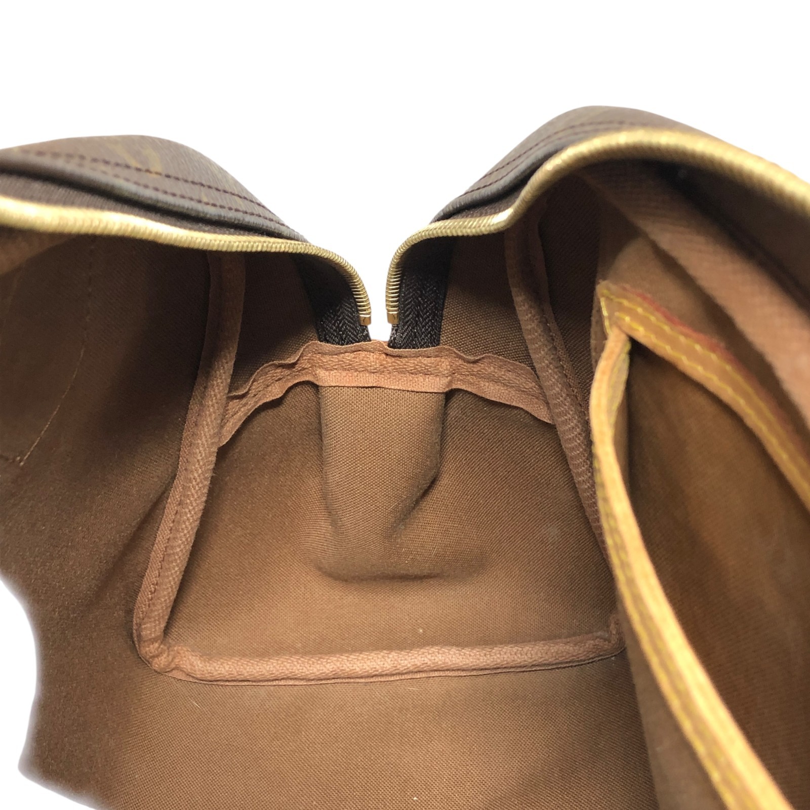 Auth Louis Vuitton Montorgueil PM Handbag Monogram Shoulder Bag M95565 CA1058