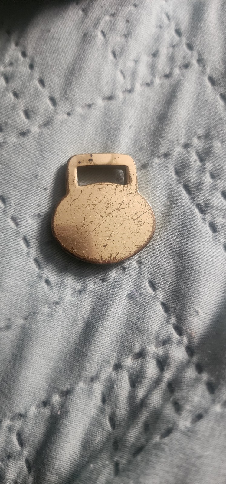 Vtg Gold Tone Dooney & Bourkey All Weather Leather bag pendant Heavy Keytag Fob