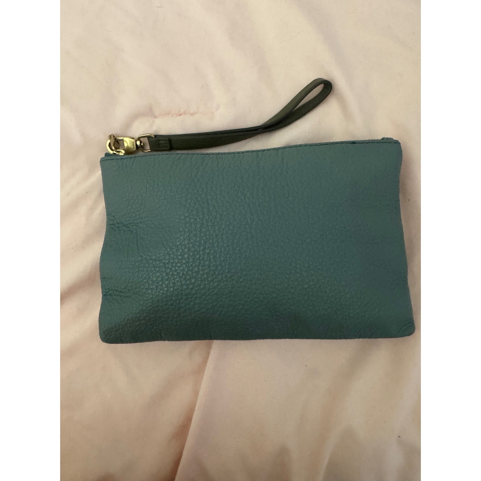 Fossil Teal Blue Pebbled Leather Wristlet Zip Pouch Clutch Bag