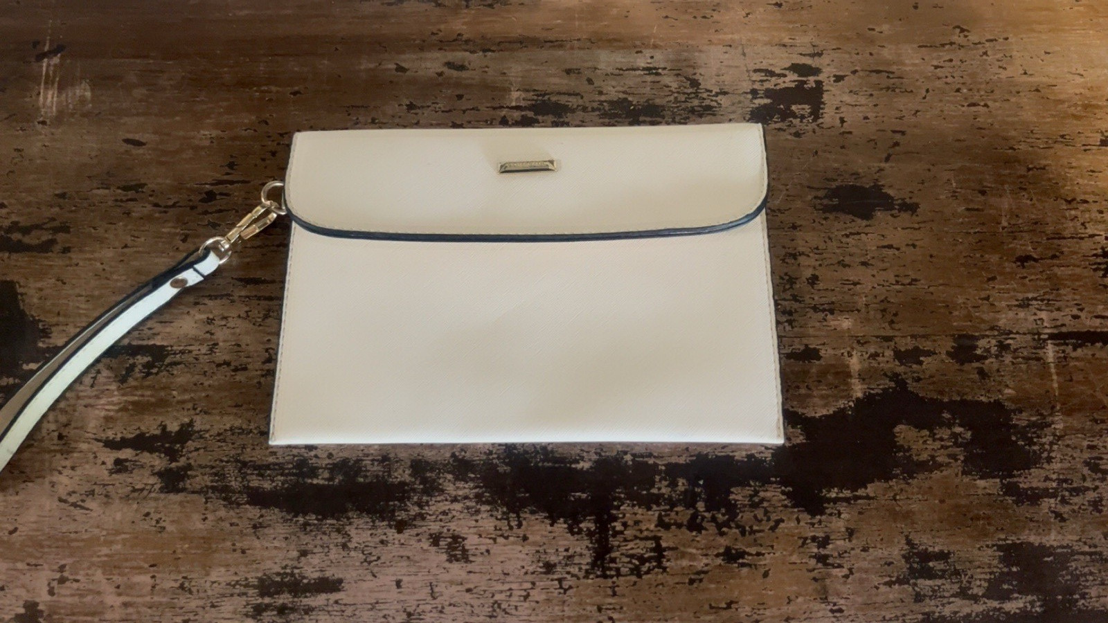 Elim & Paul Women’s Cream Small Wristlet Zip Pouch Clutch w/ Wrist Strap