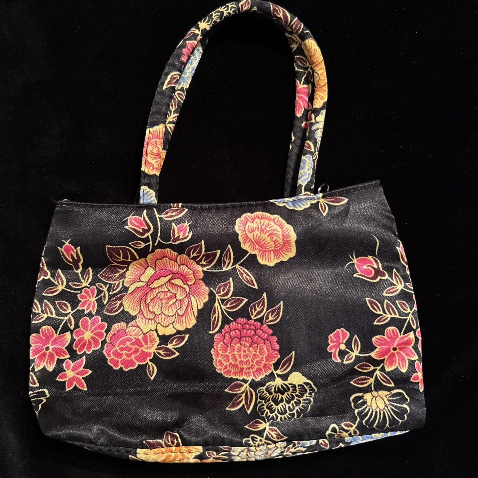 Small Chinese Handbag / Purse, Evening Bag Zipper Satin Black Red Floral Print