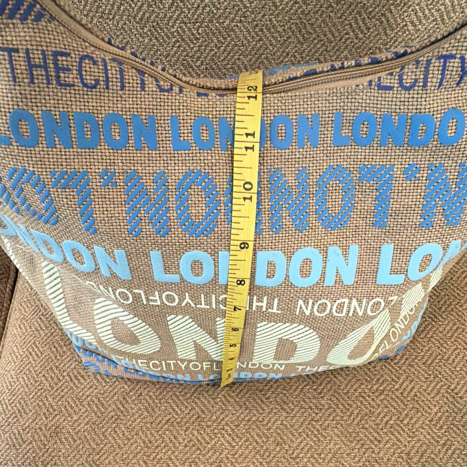 Robin Ruth London Text Print Shoulder Bag Brown Blue White Zip Lined Pockets