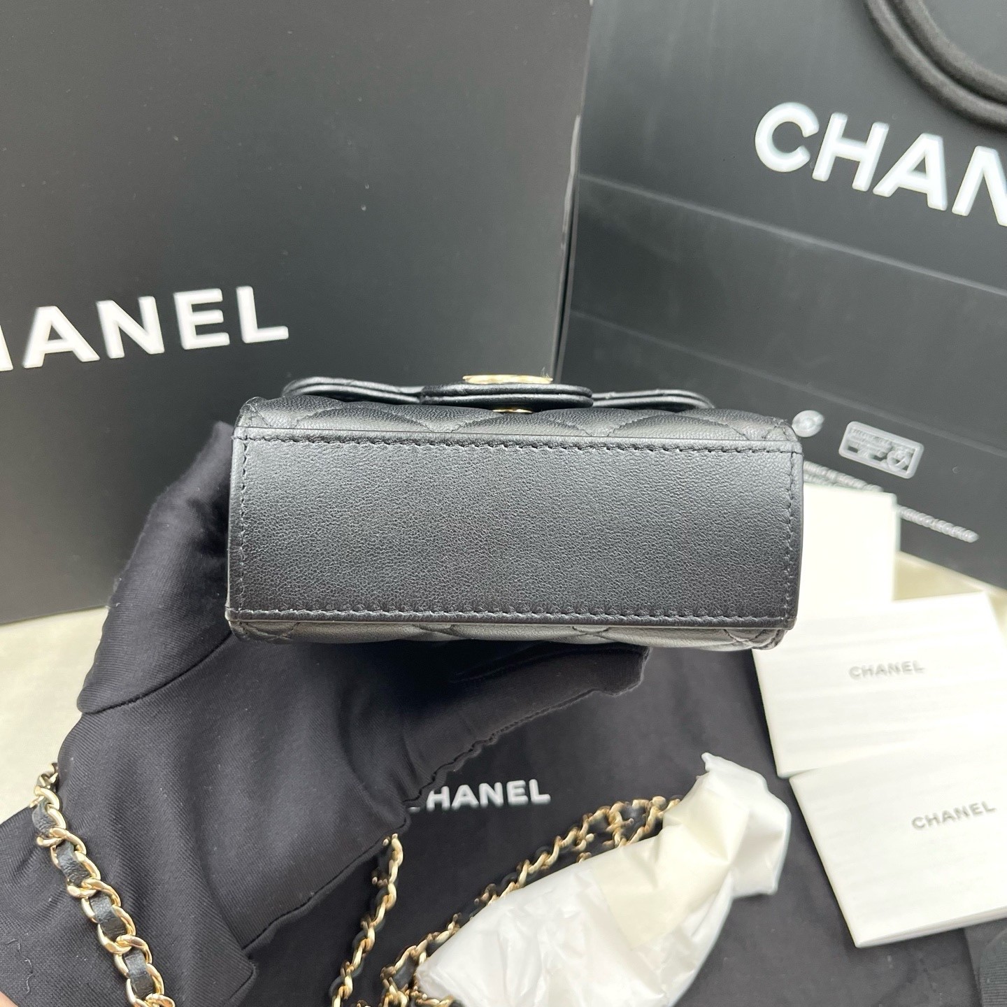 Chanel 22P Quilted Handled Flap BagInterwoven Leather Chain with Interior Mirror