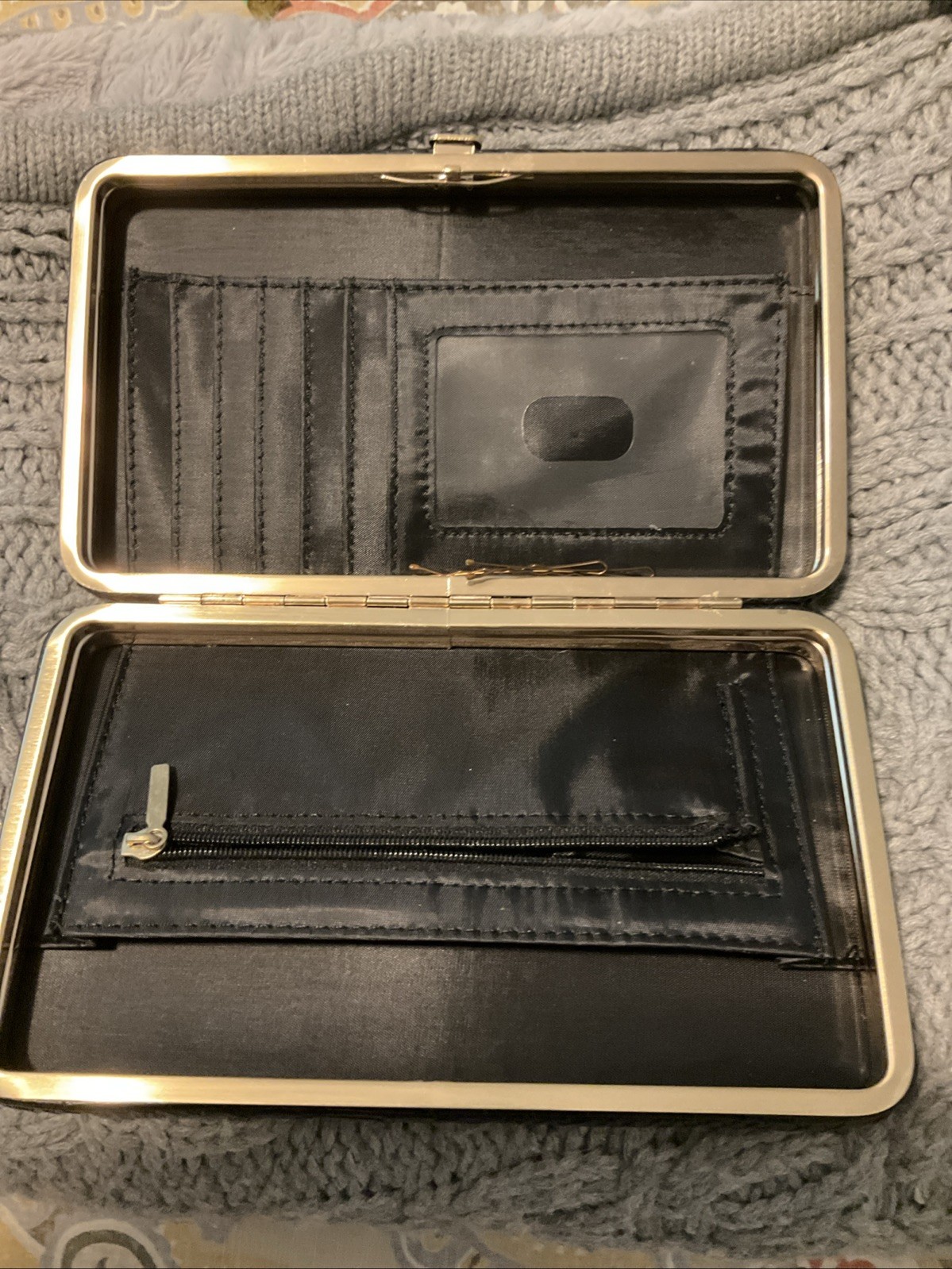 Black Gold Hard Case Gold Clam Snap lock Clasp Evening Party Cocktail Clutch Bag