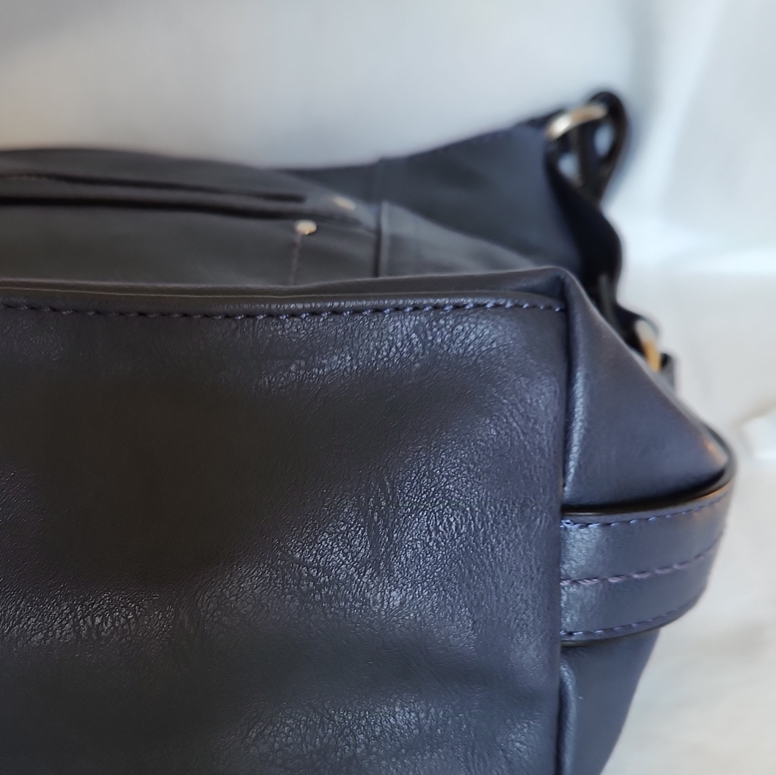 INC International Concepts Shoulder/Crossbody Bag Zip Close Dark Blue Silver Hwr