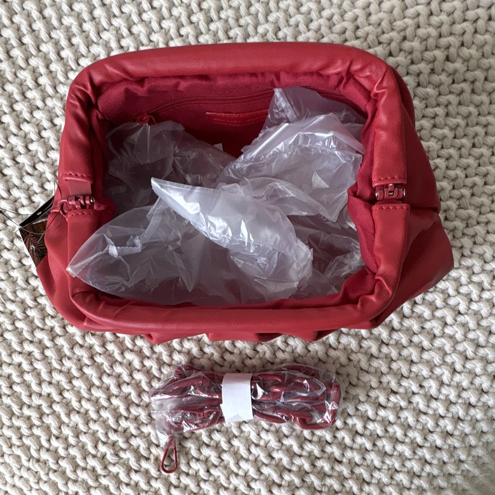 Badgley Mischka Red Wrapped Frame Clutch Zip Closure Detachable Strap Lined