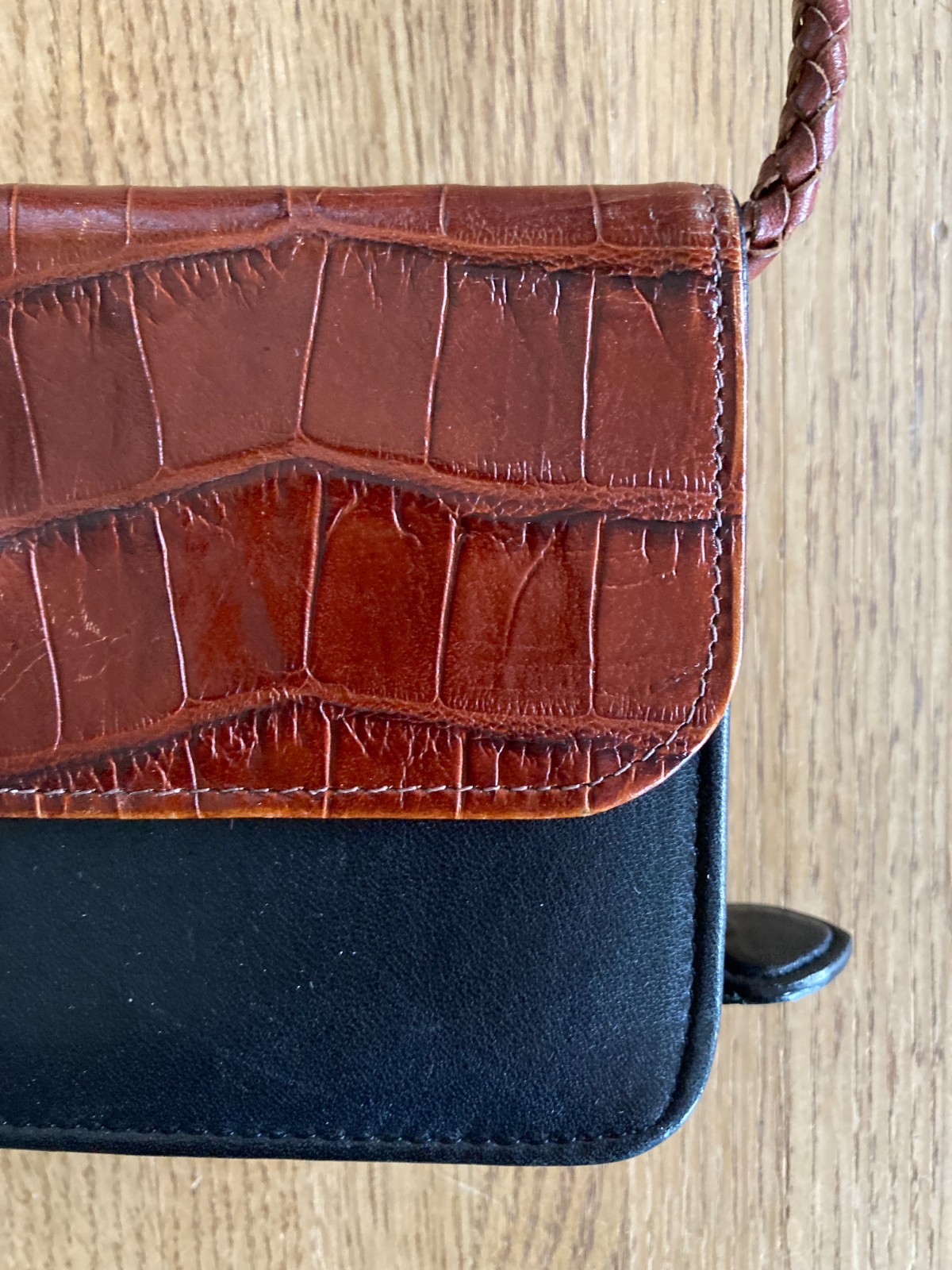Brighton Black Brown Embossed Leather Flap Snap Zip Crossbody Clutch Organizer