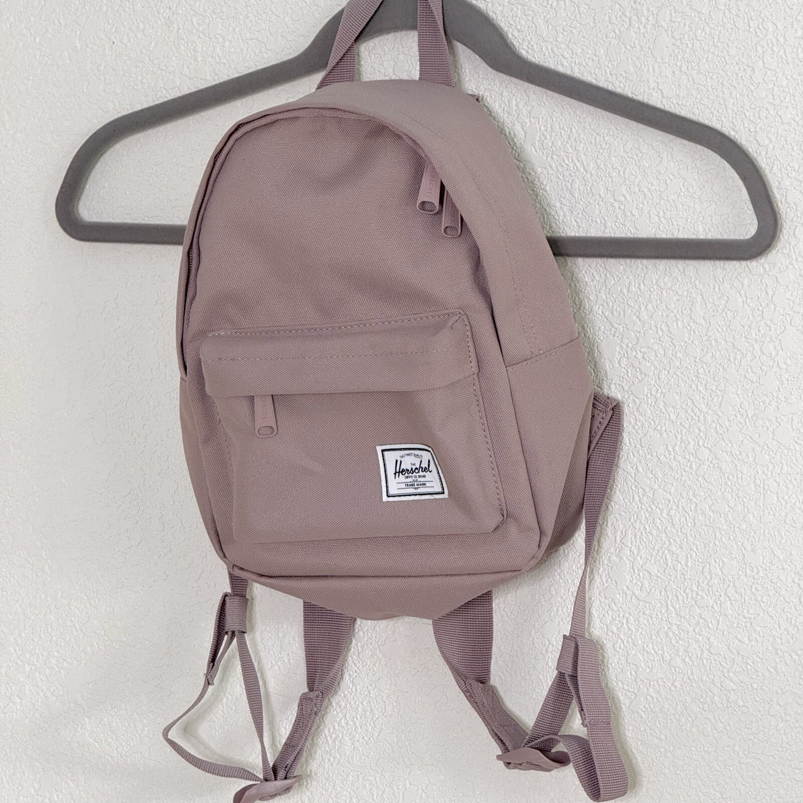 Herschel Supply Co. Nova Mini Beige Backpack One Size. 9L  City Style – 11inx8in