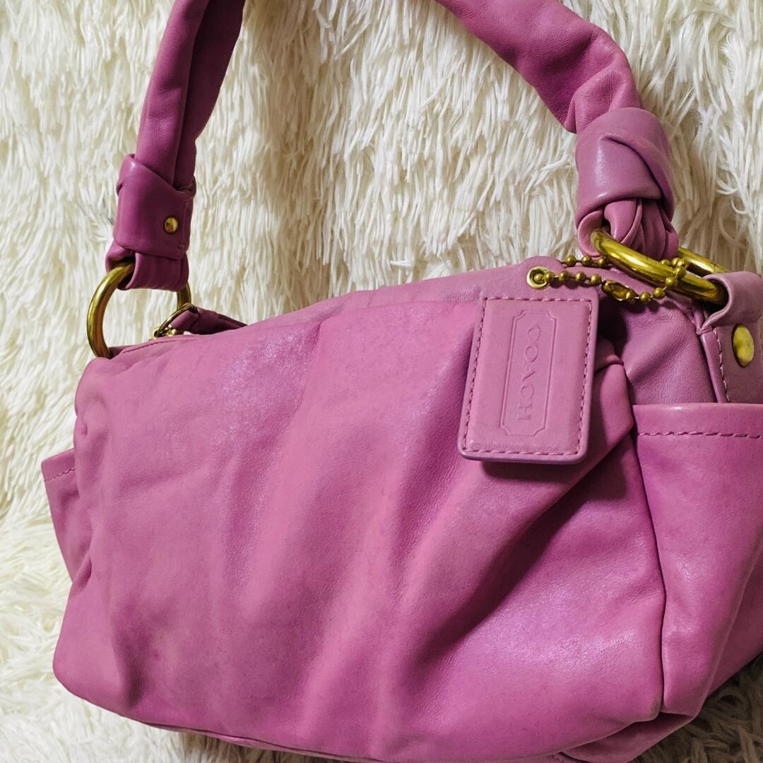 COACH Pink Leather Shoulder Bag Y2K Half Moon Hobo Handbag w Charm 30cm 20cm