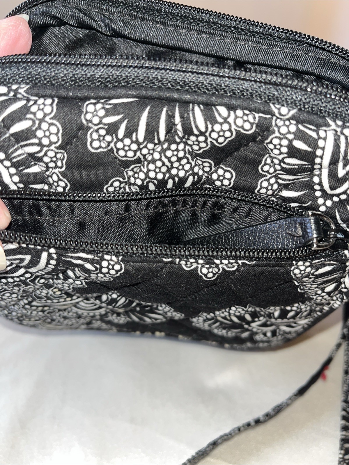Vera Bradley Blanco Bouquet Mini Hipster Crossbody Bag