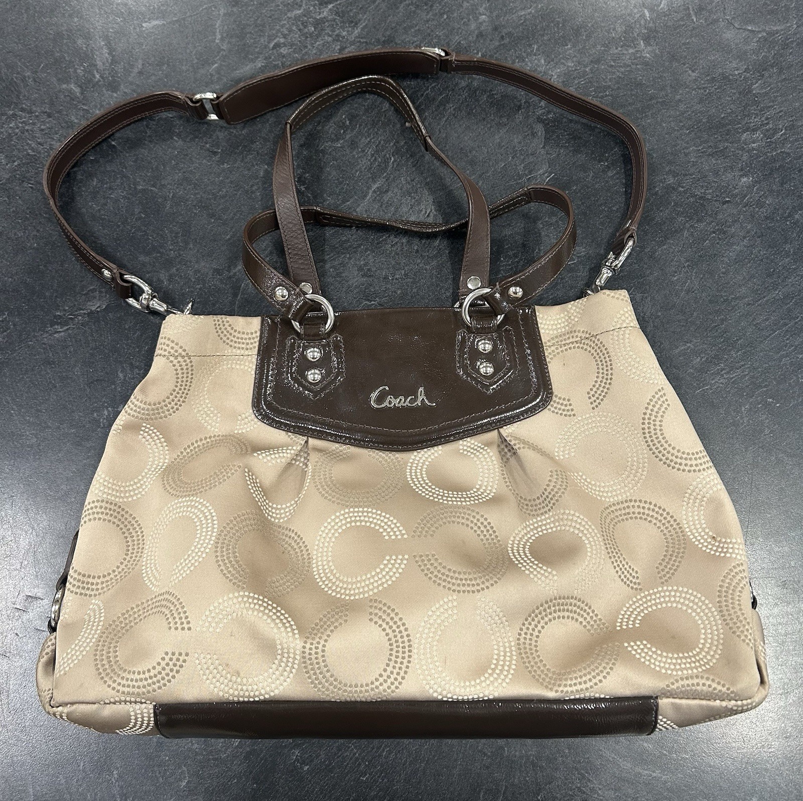 Coach Ashley Dotted Op Art Carryall Bag Style F20049