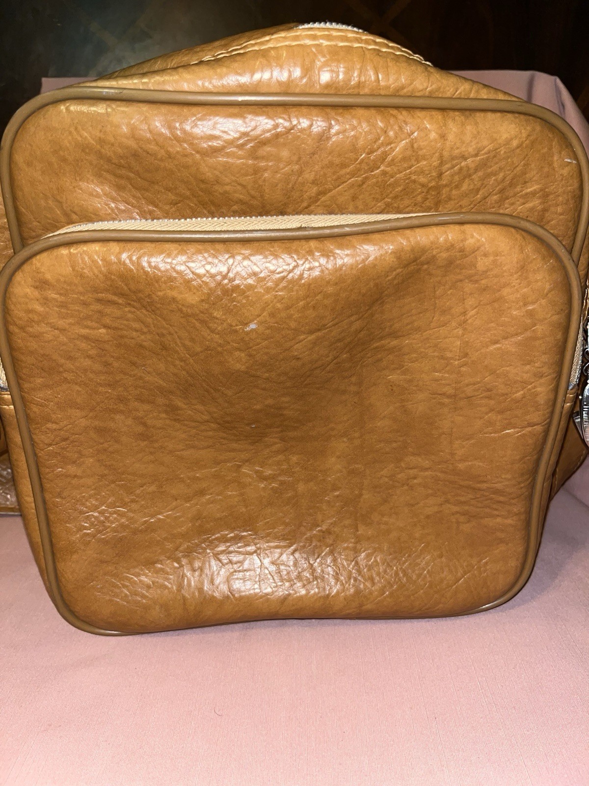 Vintage light Brown carry on travel bag with keys zipper close