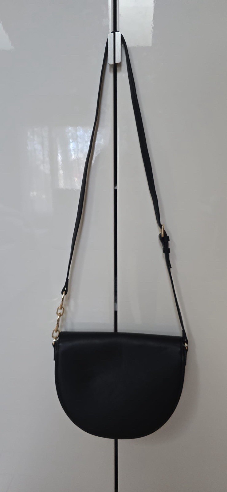 Stylish TWINSET Milano Crossbody Bag in Black Leather for Women