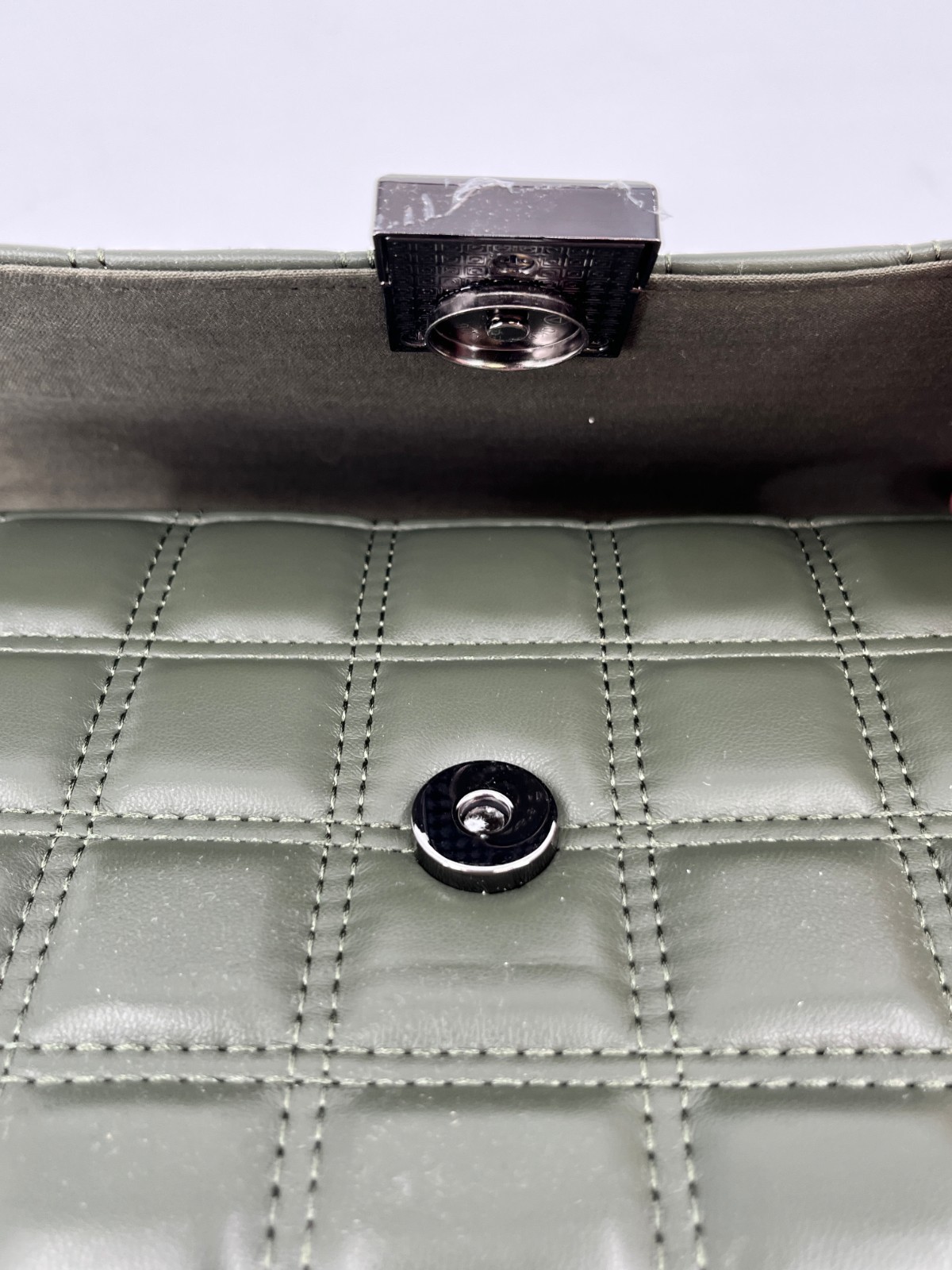 Like Dreams Emma Bubble Quilted Crossbody Green Vegan Leather Chain Strap