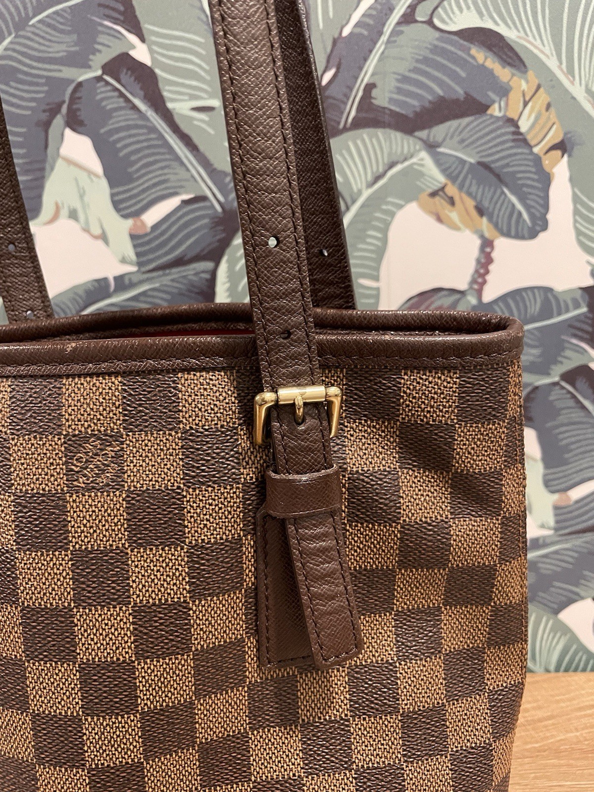 Louis Vuitton Damier Ebene Marais Bucket Bag 23