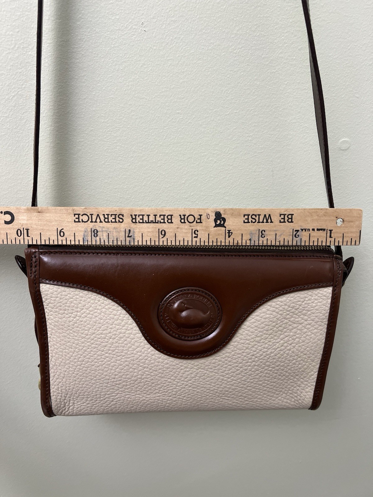 Vintage Dooney & Bourke Cream and Brown Leather Crossbody Bag EUC