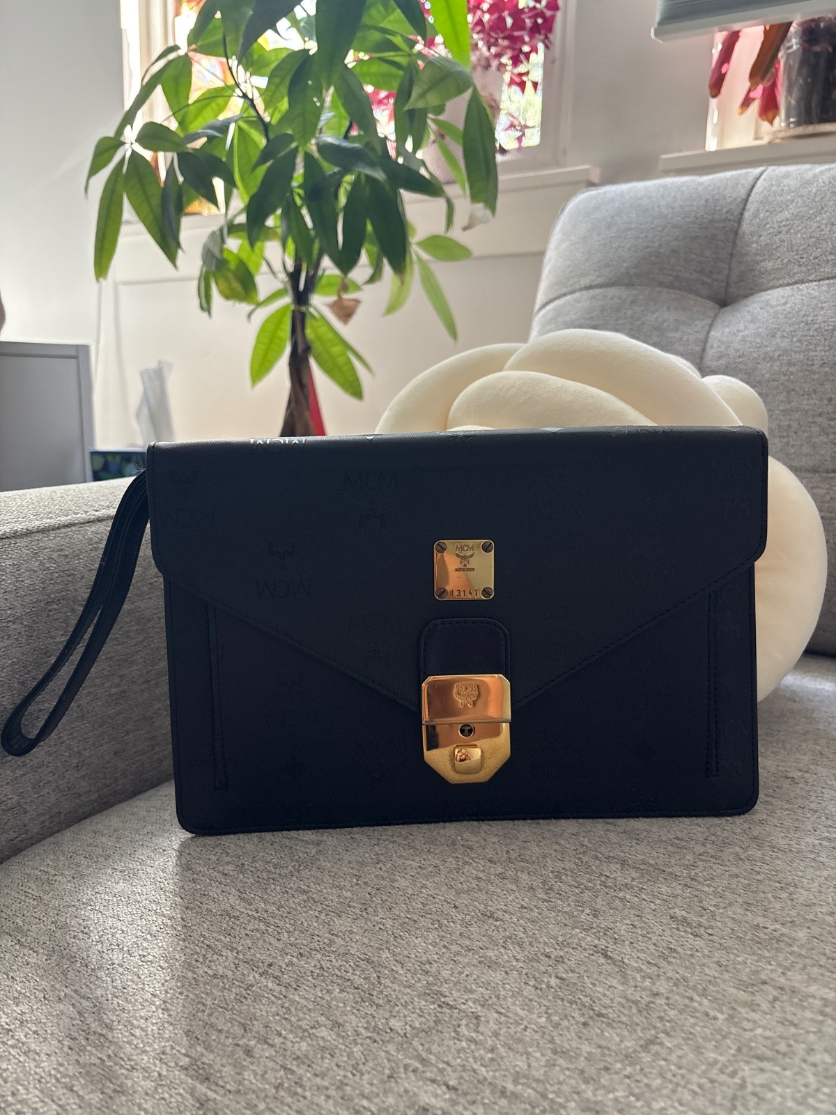 MCM Black Visetos Monogram Wristlet Clutch Bag Gold Lock Envelope Pouch Vintage