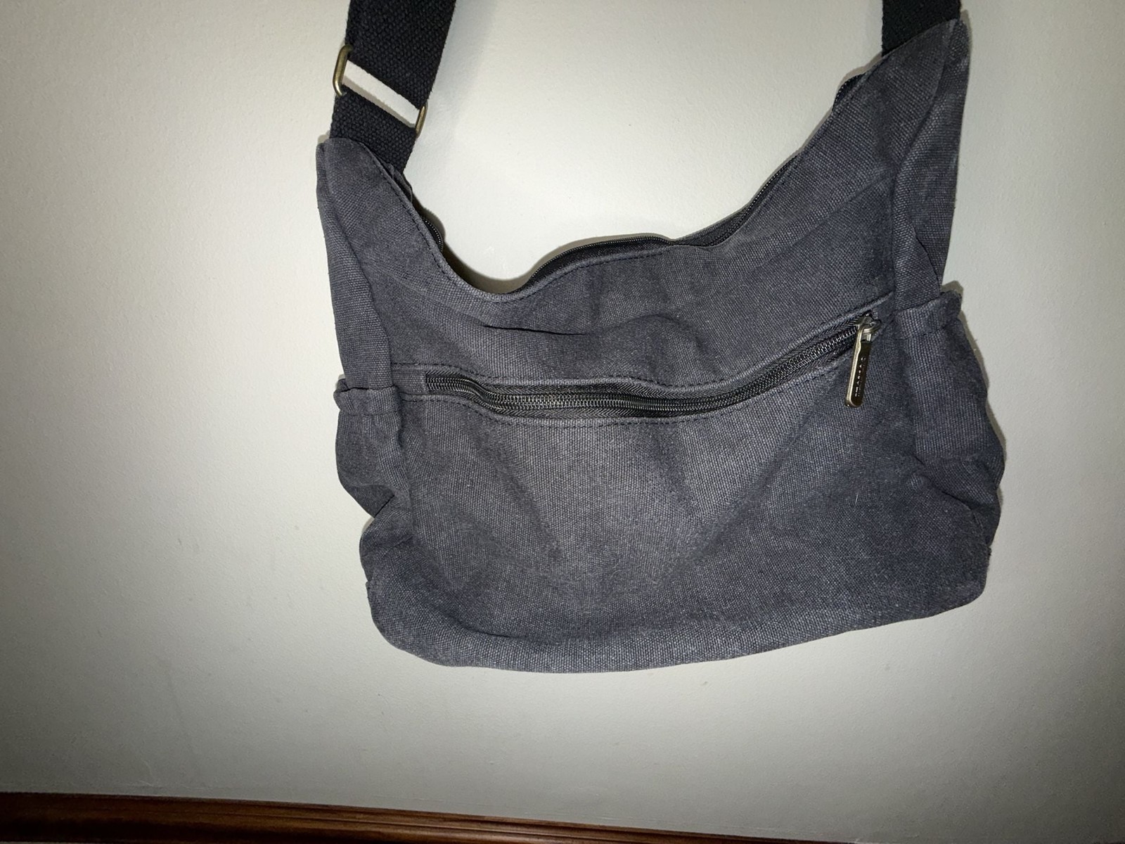 Gumuzı Black Multi-Pocket Canvas Crossbody Messenger Bag