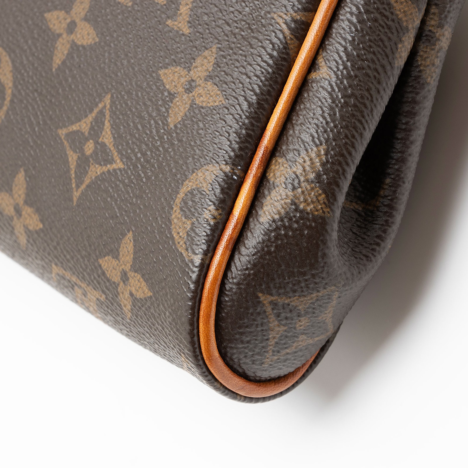 Louis Vuitton Monogram Canvas Eva Clutch